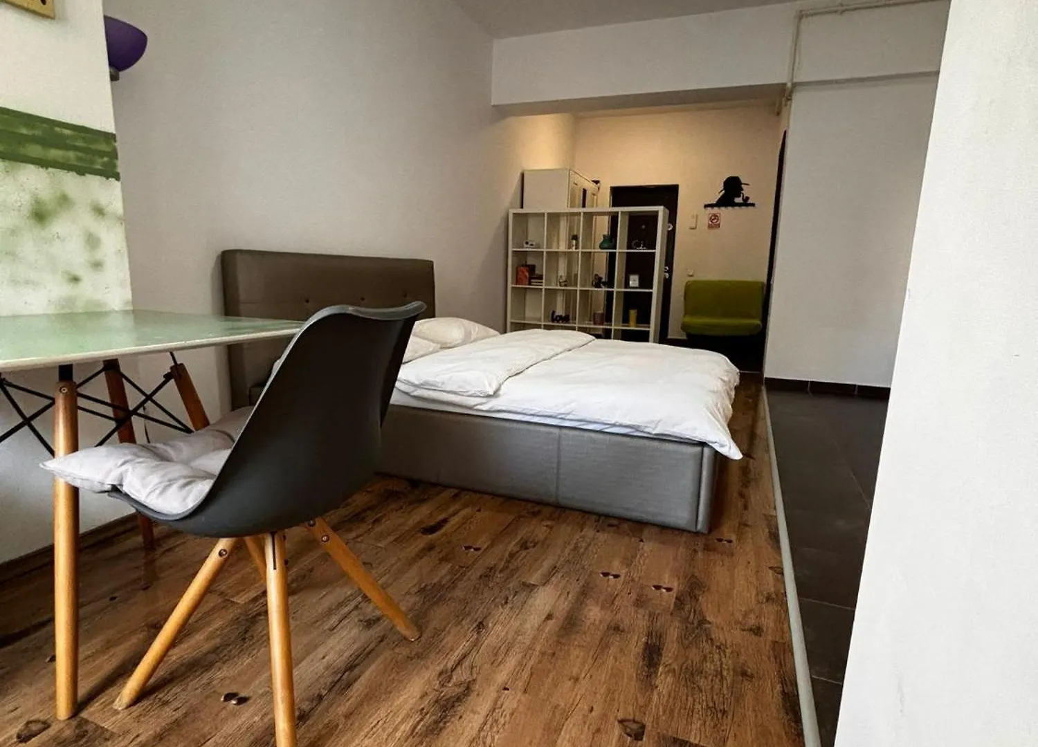 Apartment Private Studio For Two Bucharest Romania